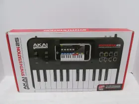 Akai 825213002524 Professional Synth Station 25 For Iphone And Ipad Midi Controller Key
