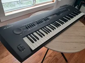 82363 Alesis Amazing Condition Quadrasynth Plus