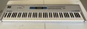 Qs8.2 Alesis Weighted Keys Keyboard Piano Synthesizer Qs 8.2 Used