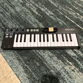 430202 Arturia Keystep Limited Black Edition