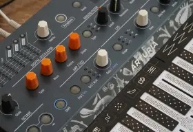 5701400368180360 Arturia Microfreak Stellar Hybrid Synthesizer Vocoder - Loaded