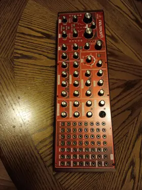 000-cm502-00010 Behringer Neutron Semi-modular Analog Synthesizer Good Working Condition