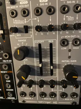 000-dvc00-00010 Behringer 110 Vco/vcf/vca Eurorack Module