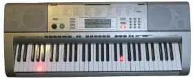 Lk-270 Casio Electric Keyboard With Key Lighting System And Sound Sampling
