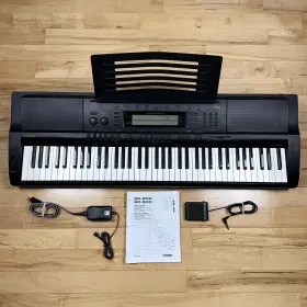 Wk-500 Casio 76 Key Digital Electric Keyboard 670 Tones 200 Rhythms With Pedal