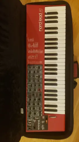 Clavia 834035001202 Nord Lead A1 49-key Analog Modeling Synthesizer Usb Midi Stage Studio Keyboard