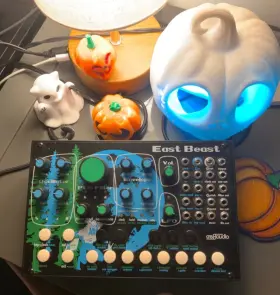 Cre8audio 850009372529 East Beast Semi-modular Analog Synthesizer