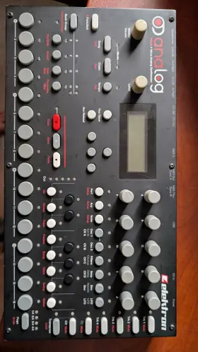 Cha505295-pts Elektron Analog Four Synthesizer Sequencer Arpeggiator Midi Usb Cv/gate