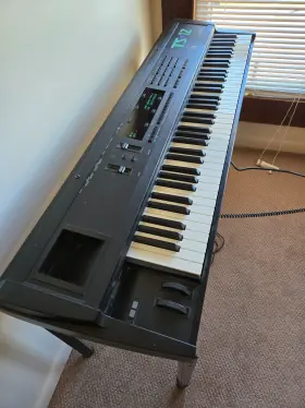 Ts-12 Ensoniq Ts12 Synthesizer With Manual Footpedal Floppy Disks
