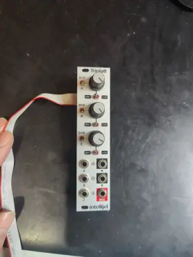 Triplatt-3u Intellijel Triplatt 3-channel Active/buffered Attenuverter And Summing Mixer