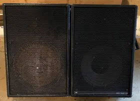 4890 Jbl 4891 Array Series Model And Compact Two-way Stage Monitor