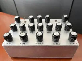 Rgs-cor-a1 Jmt Synth - Analogue Desktop