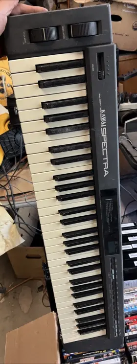 Kawai Kc10 Spectra 16-bit Digital Synthesizer No Power Supply - As Is