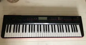 Korg 670716007725 Kross 61-key Synthesizer Workstation