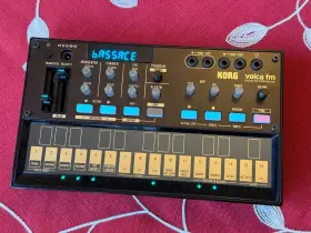 6-operator Korg 959112233140 Volca Fm 2 Digital 6-voice Synthesizer. Excellent.ships Free