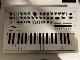 Ds5187 Korg Minilogue Polyphonic Analog 37-key Synthesizer With Sequencer Arpeggiator