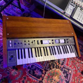 Es-50 Korg Vintage Lambda 48 Key Polyphonic Synthesizer 1979 Black Wood Case