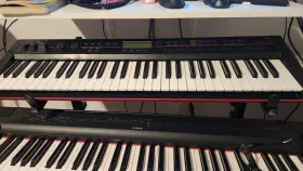 Kross-61 Korg Keyboard Synthesizer With Ac Adapter Quick Start Guide Lightweight