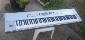 Le88 Korg Triton Sampling Workstation Keyboard For Parts/repair