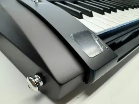 Rk-100s Korg Black Keytar Synthesizer Shoulder Keyboard