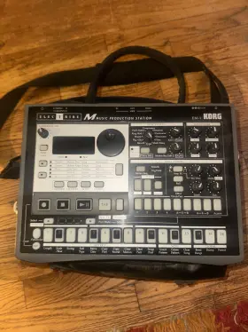 U1494 Korg Em 1 Grey Good Condition Medium Sized Used Twice