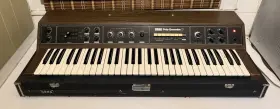 Pe-1000 Korg / Univox Vintage Poly-ensemble P Model K-4 Keyboard Analog Synthesizer Rare