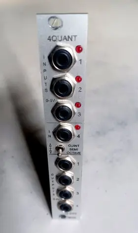 Q-040 Ladik Quad Quantizer Eurorack Module
