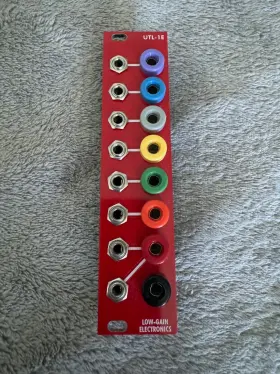 Utl-1e Low-gain Electronics Eurorack Format Jumbler