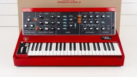 2601021312 Moog Excellent Geddy Lee Signature Model D Analog Synthesizer