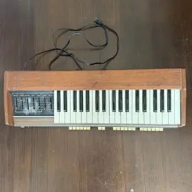 5530 Moog Satellite Synth Mid-1970s For Refurb Or Parts Powers On Case Gd