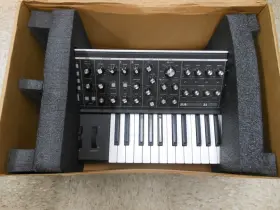Lps-sub-007-01 Moog Subsequent 25 Compact Analog Synthesizer