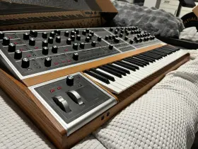 Mog-one-001 Moog One 8 Voice Polyphonic Synthesizer