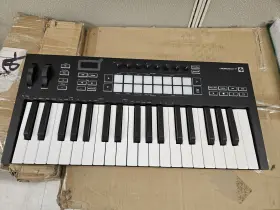 Novation 815301001225 Launchkey 37 Mk3 Integrated Intuitive Midi Keyboard Controller - Used