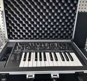Novsynth03afx Novation Bass Station Ii Analog Synthesizer