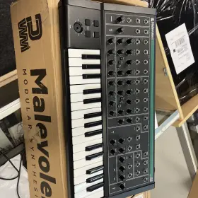 Pwm 060910320006 Malevolent Monophonic Semimodular Analog Synthesizer