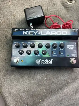 R8001427 Radial Engineering Key-largo Keyboard Mixer And Performance Pedal