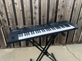 Roland 761294085219 Juno-d Keyboard Synthesizer