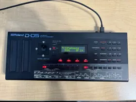 16-voice Roland 761294511473 D-05 Polyphonic Linear Synthesizer - Black