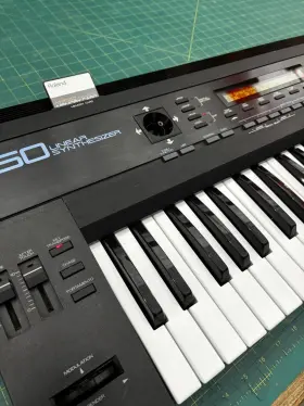 Gb68101 Roland D-50 Linear Synthesizer Plus M-256d Memory Card