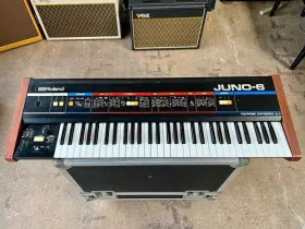 Juno-6 Roland Vintage 61-key Polyphonic Synthesizer Keyboard 1983