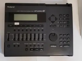 Mv-30 Roland Studio M Music Production System Midi Sequencer/mixer/synth - Read