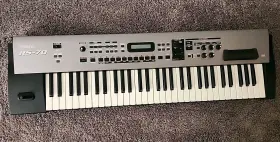 Rs-70 Roland Synthesizer With Floppy Disk And Generic Power Source