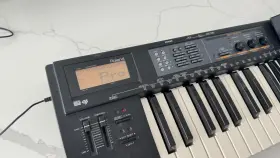 Sk-88 Roland Sound Canvas Keyboard Pro With Keyfax Phat Boy Midi Controller