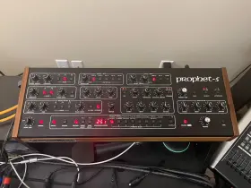 Prophet-5 Sequential Circuits Rev 4 Desktop Module