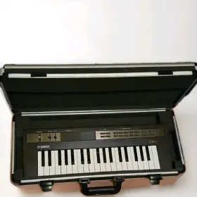 Yamaha 957812585828 Reface Dx Portable Fm Synthesizer 37-key With Thomann Hard Case