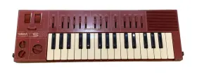 Cs-01 Yamaha Cs01 Mobile Analog Synthesizer Keyboard 32-key Vintage Rare Red Color