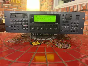 Ex5r Yamaha Rack Synth Vl An Fdsp Awm Sampler Sequencer And More