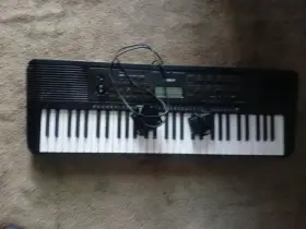 Psr-e233 Yamaha Keyboard