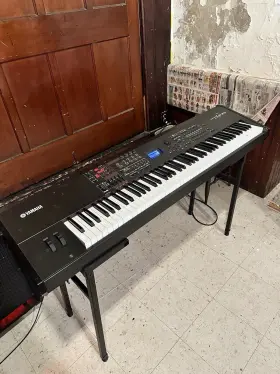 S90xs Yamaha S90 Xs Workstation Synthesizer 88 Key With Silk Case And Stand Works