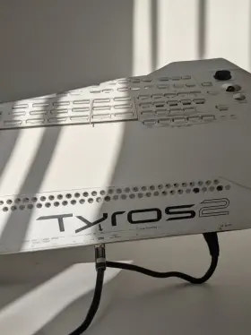 Tyros2 Yamaha Keyboard Synthesizer Line In Mic Aux Out Sub Woofer Ac Inlet
